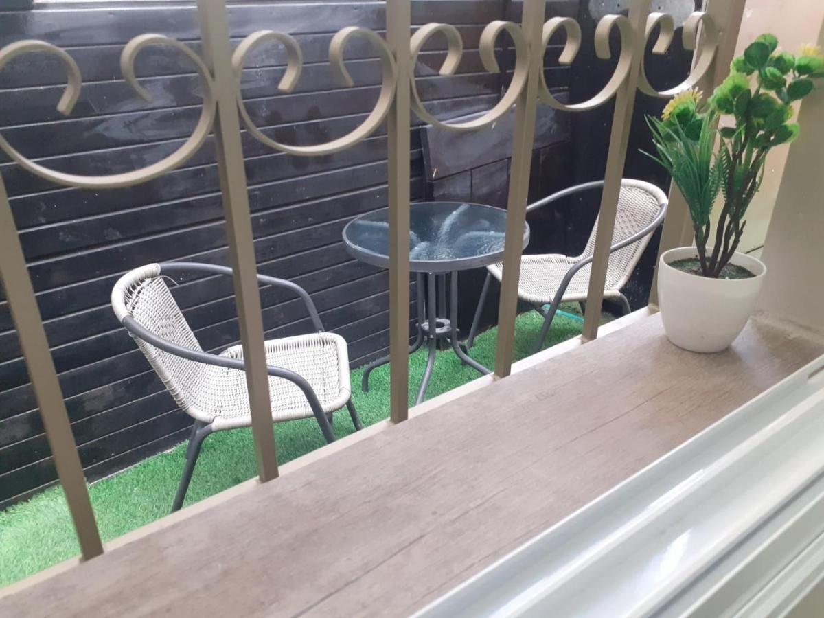Amazing Garden Apartment In Haïfa Extérieur photo
